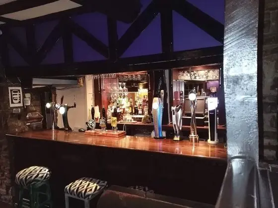 The Dante Arms - Bar