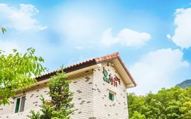Danyang Moden Pension