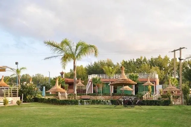 Dar Lyazid - Dış Mekan