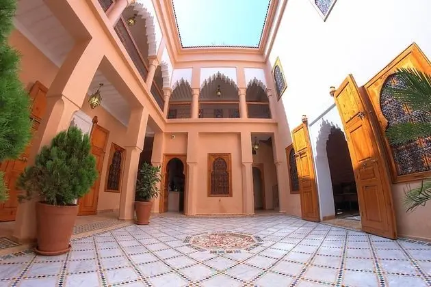 Dar Tasnime - Dış Mekan