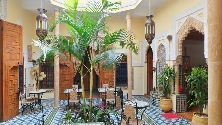Dar Zouhour - Yerinde Yemek