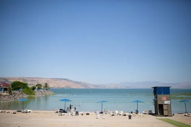 Daria - Authentic Israel Experience - Plaj
