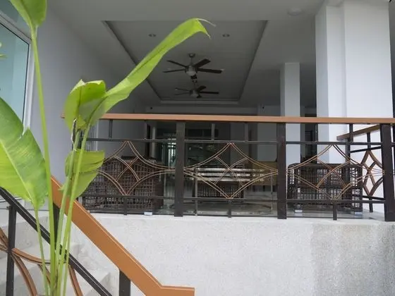 Darisa Apartment Service - Lobi