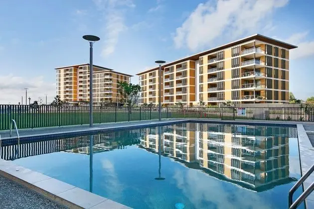 Darwin Waterfront Apartments - Havuz