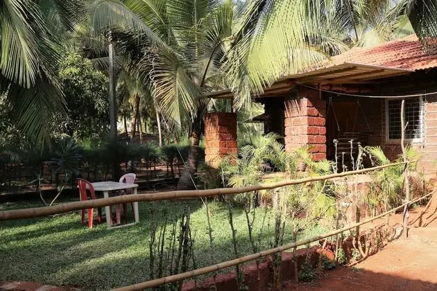 Darya Sarang Resort
