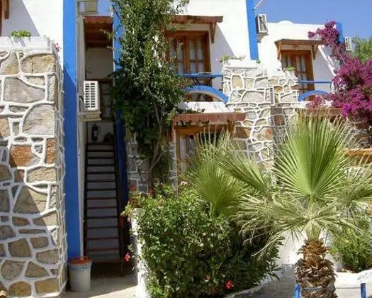 Dasis Hotel Suites