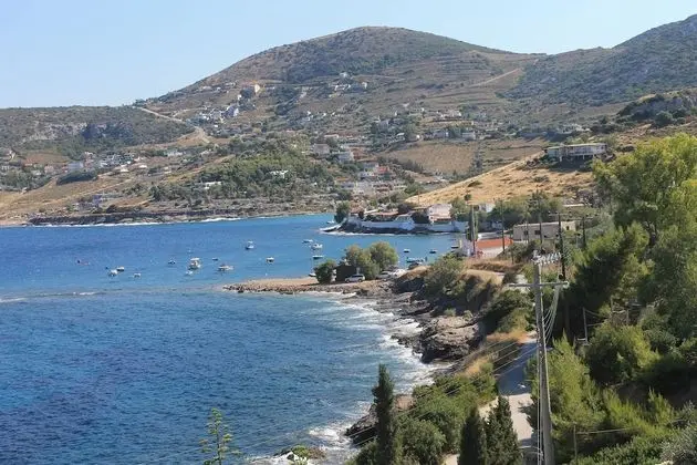 Daskalio Resort Adamis