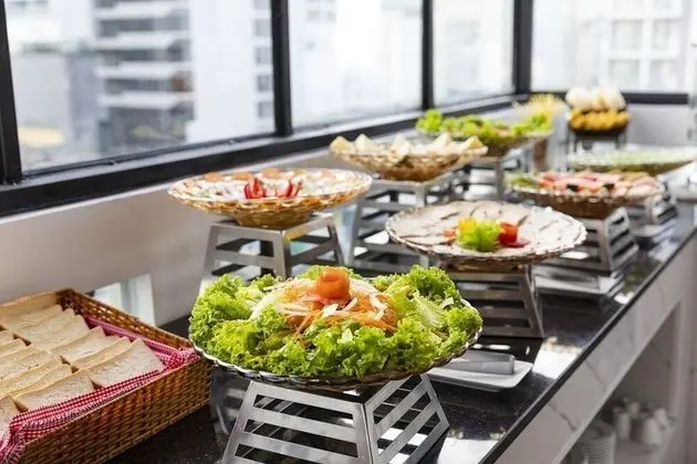 Dat Phuong Nam Hotel - Yerinde Yemek