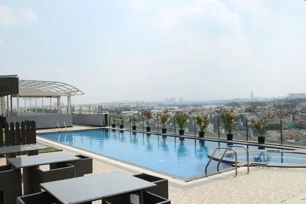 Davanam Sarovar Portico Suites Bengaluru