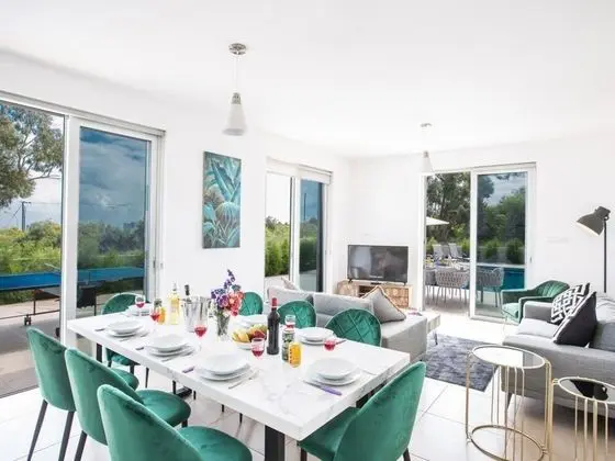 Villa Davina AQ Po490b - Oda