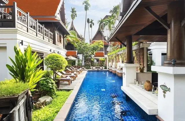 Davis Thai House - Havuz