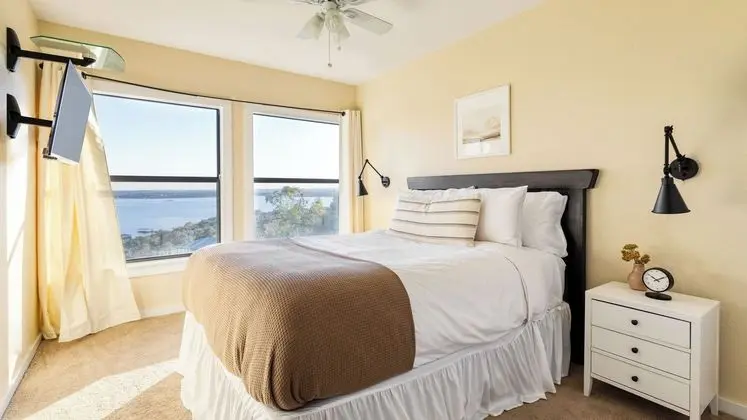 Dawson by Avantstay Serene Austin Home set Amongst Nature w/ Pool , Hot Tub & Close to Lake Travis - İç Mekan
