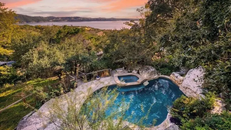 Dawson by Avantstay Serene Austin Home set Amongst Nature w/ Pool , Hot Tub & Close to Lake Travis - Öne Çıkan Resim
