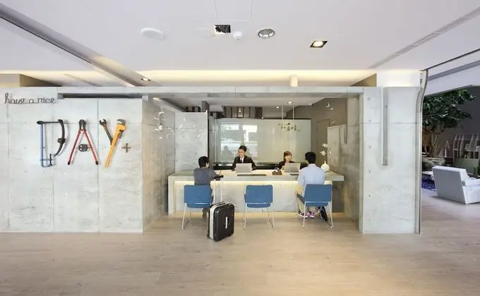 Hotel Day Plus Taichung - Lobi