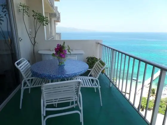Daydream Beach at Montego Bay Club