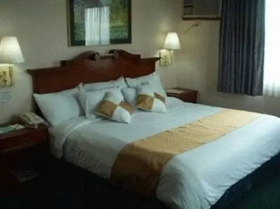 Days Hotel Batangas