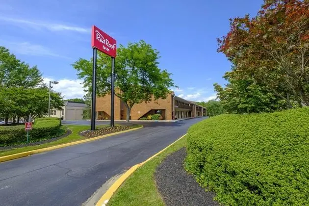 Days Inn Edgewood - Dış Mekan