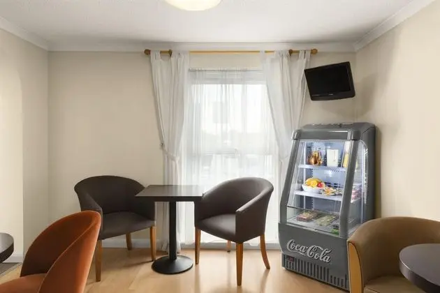 Days Inn Leicester Forest East M1 - Yerinde Yemek
