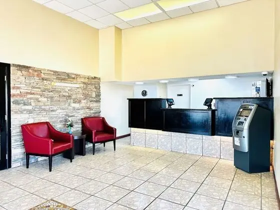 Days Inn & Suites by Wyndham Bossier City LA / Shreveport - Lobi