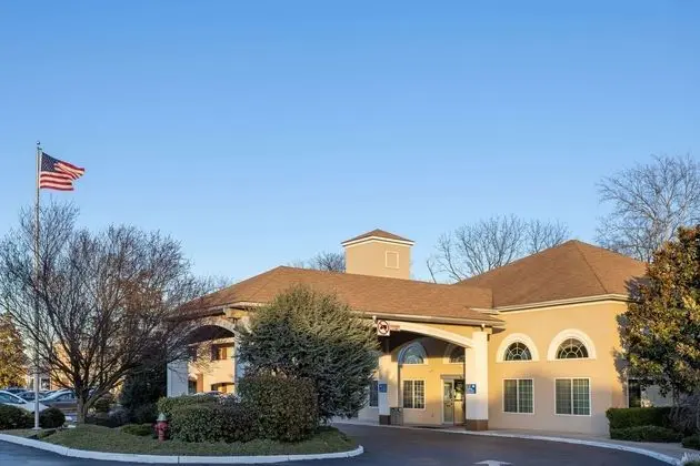 Days Inn & Suites by Wyndham Cherry Hill - Öne Çıkan Resim