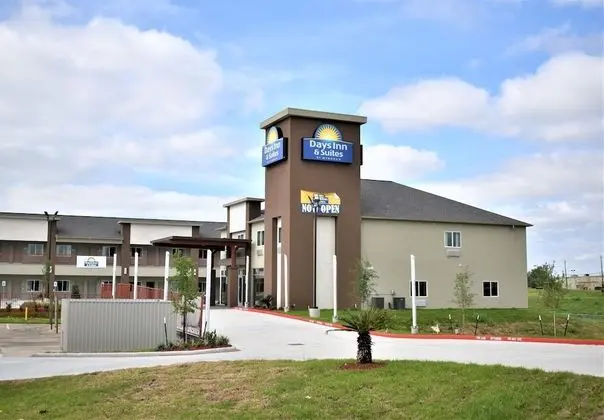 Days Inn & Suites by Wyndham Downtown/University of Houston - Dış Mekan