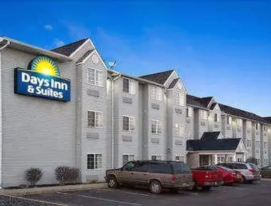 Days Inn & Suites by Wyndham Lafayette IN