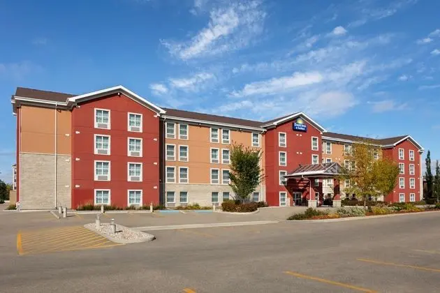 Days Inn &Suites by Wyndham Sherwood Park Edmonton - Öne Çıkan Resim