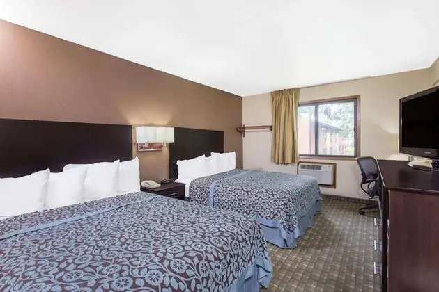 Days Inn & Suites by Wyndham Waterloo - Oda