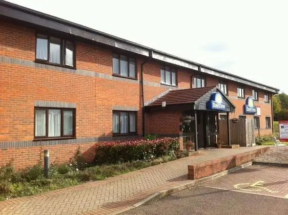 Days Inn Warwick South