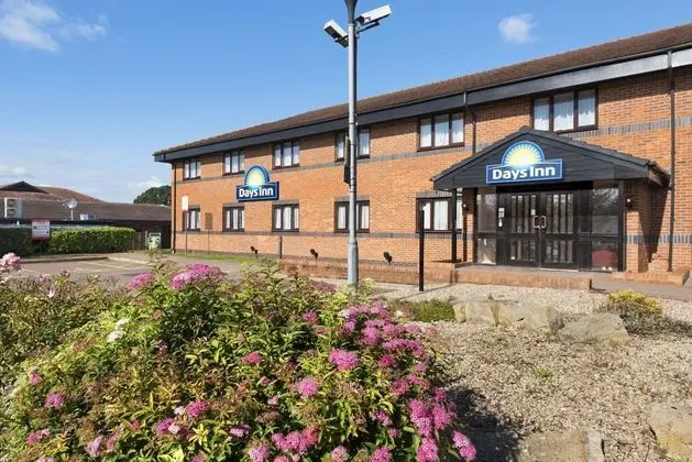 Days Inn Warwick South - Dış Mekan