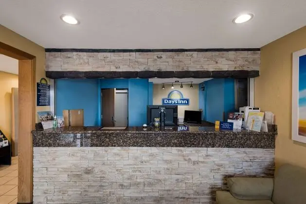 Days Inn by Wyndham Ankeny - Des Moines - Lobi