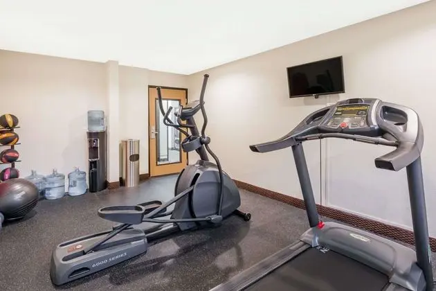 Days Inn by Wyndham Ankeny - Des Moines - Öne Çıkan Resim