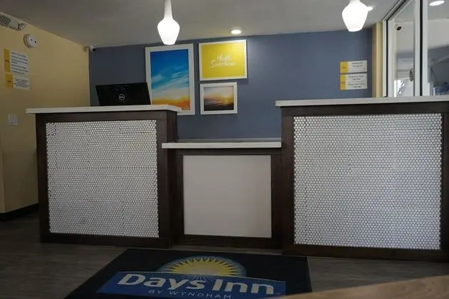 Days Inn by Wyndham Apopka/Orlando - Lobi