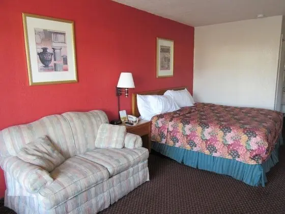 Days Inn by Wyndham Augusta Wheeler Road