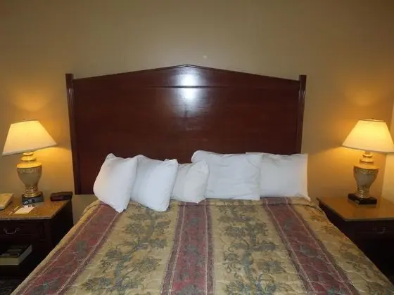 Days Inn by Wyndham Baltimore West Security Blvd.