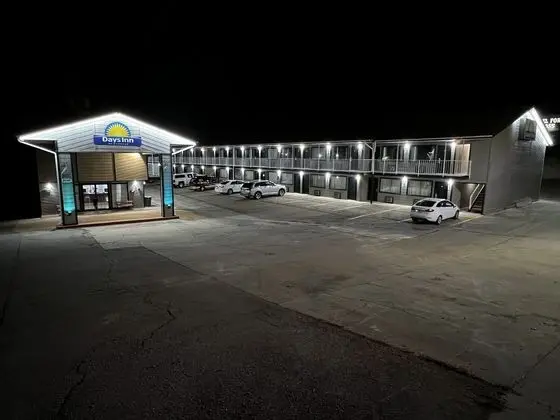 Days Inn by Wyndham Branson near Theatre District - Dış Mekan