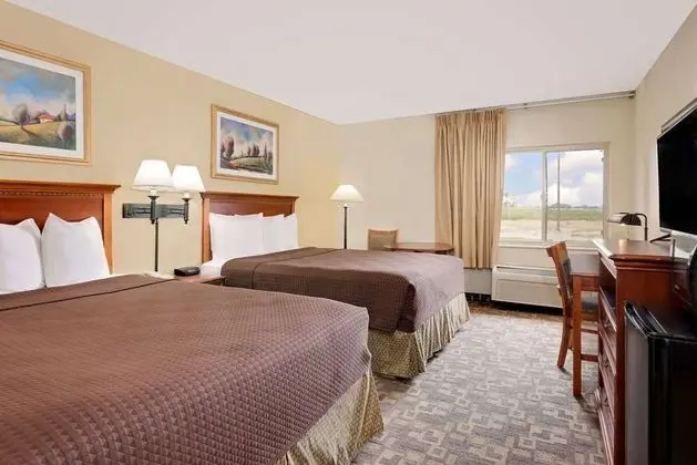 Days Inn by Wyndham Brookings