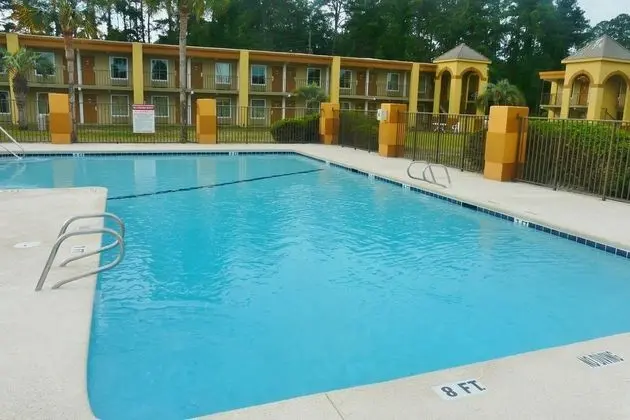 Days Inn by Wyndham Brunswick/St. Simons Area - Genel