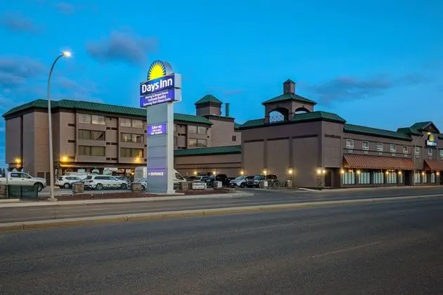 Days Inn by Wyndham Calgary South - Dış Mekan