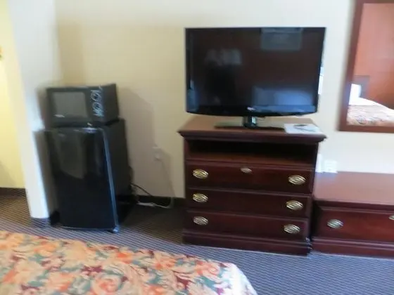 Days Inn by Wyndham Canton