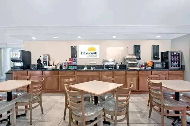 Days Inn by Wyndham Casper