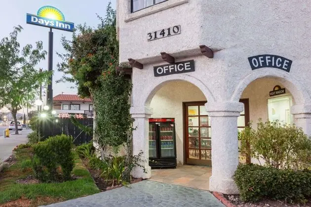 Days Inn by Wyndham Castaic Six Flags Magic Mountn - Öne Çıkan Resim