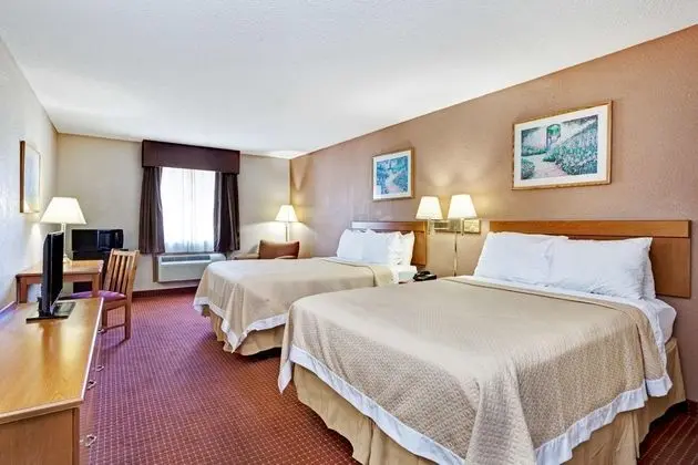 Days Inn by Wyndham Charleston East - Genel
