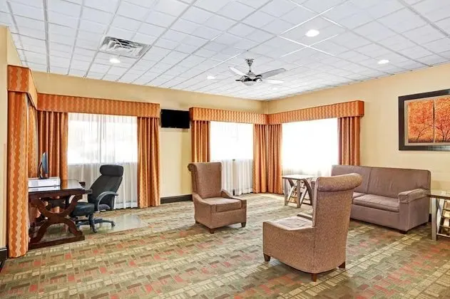 Days Inn by Wyndham Charleston East - Genel