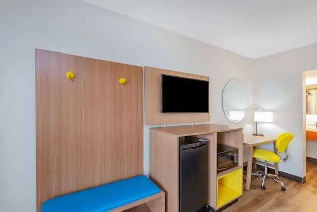 Days Inn by Wyndham Charlottesville/University Area - Oda
