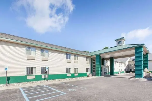 Days Inn by Wyndham Clare