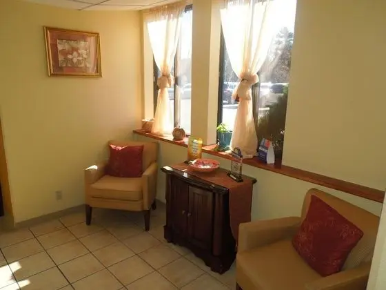 Days Inn by Wyndham Colchester Burlington