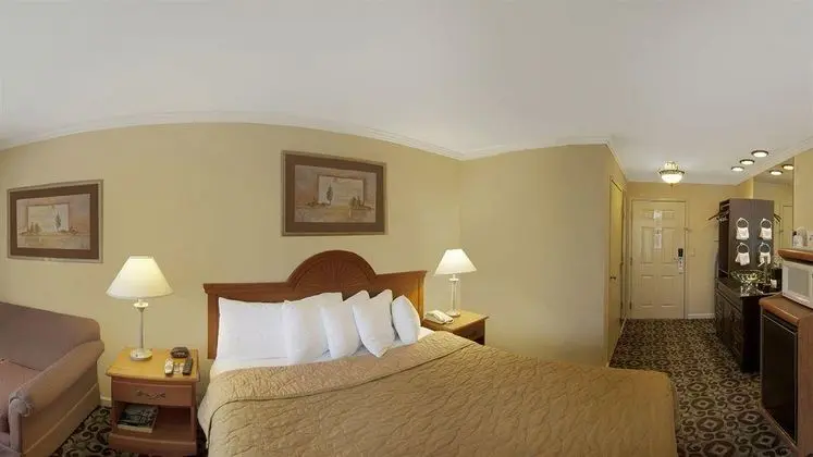 Days Inn by Wyndham Concord