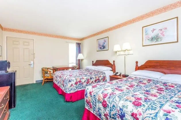 Days Inn by Wyndham Cornelia - Genel