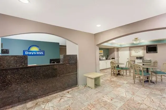 Days Inn by Wyndham Decatur Southeast